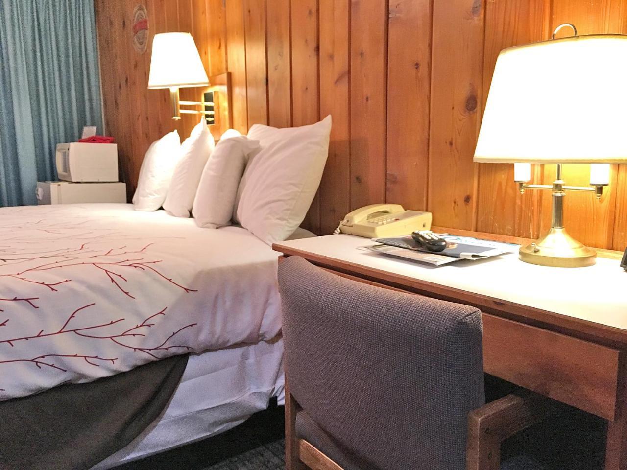 พาร์ค โมเทล แอนด์ เคบินส์ Motel ฟลอเรนซ์ ภายนอก รูปภาพ